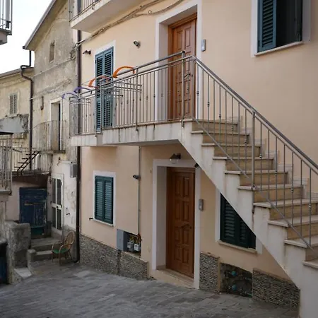 Apartment Casa Con 3 Da Letto Lombarda Alta