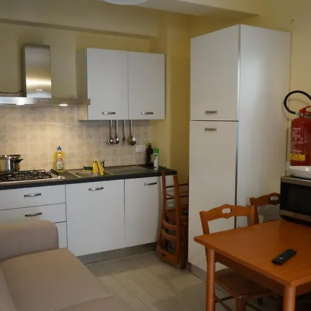 アパート Casa Con 3 Da Letto Lombarda Alta ファレルナ